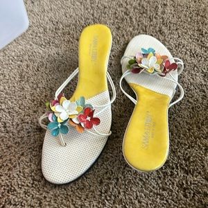 Perfect Spring Sandals with Little Heel